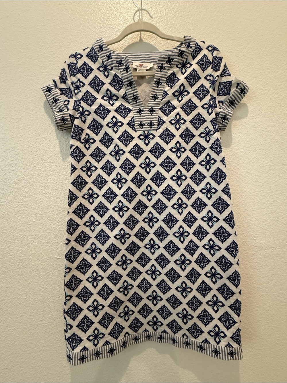 Vineyard Vines Shift mini Dress size 2 Linen cotton natural fiber white blue